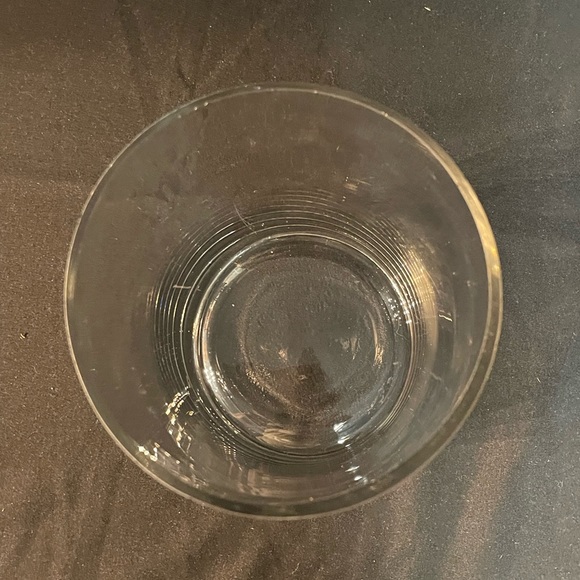 Clear Glass Cylinder Vase - Picture 2 of 4